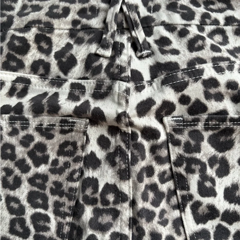 Good American Animal Print Pants size 27 - Picture 6 of 6